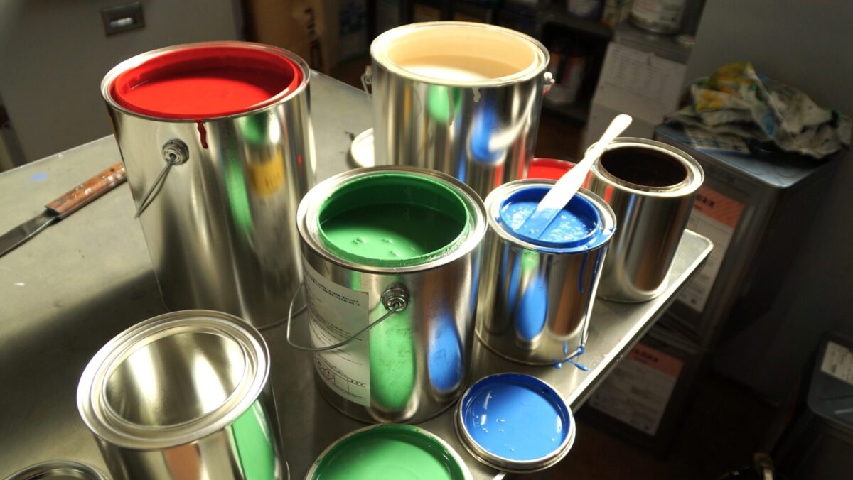 余った液体塗料の保管方法と使用期限
