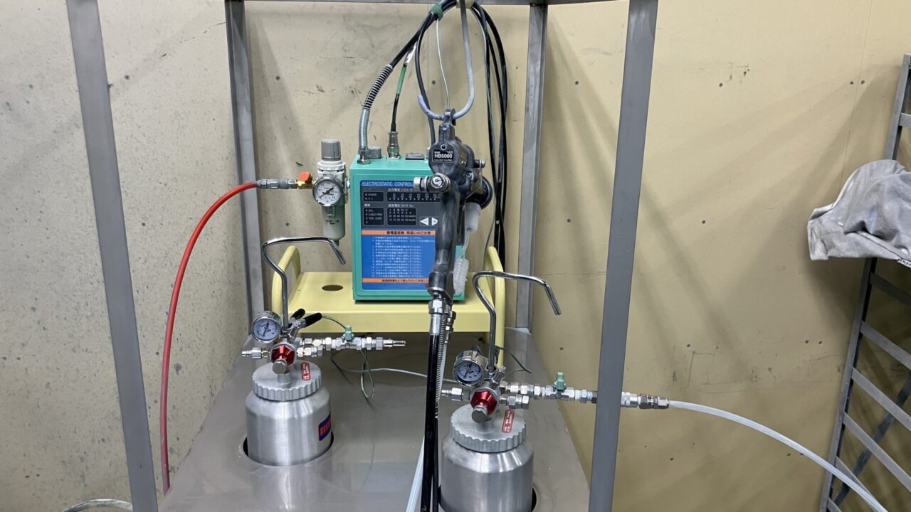 塗装時間が半分に！ エア静電ハンドガン導入事例